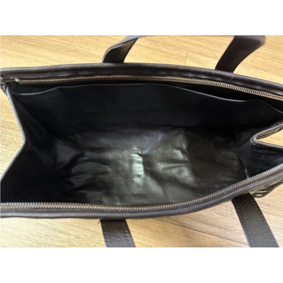 Fendi Black and Brown Logo Tote - Picture 8 of 13